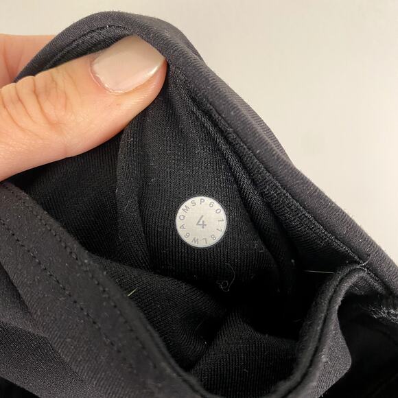 Lululemon Cropped Side Mesh Panel Leggings Black Size 4 - Picture 8 of 9